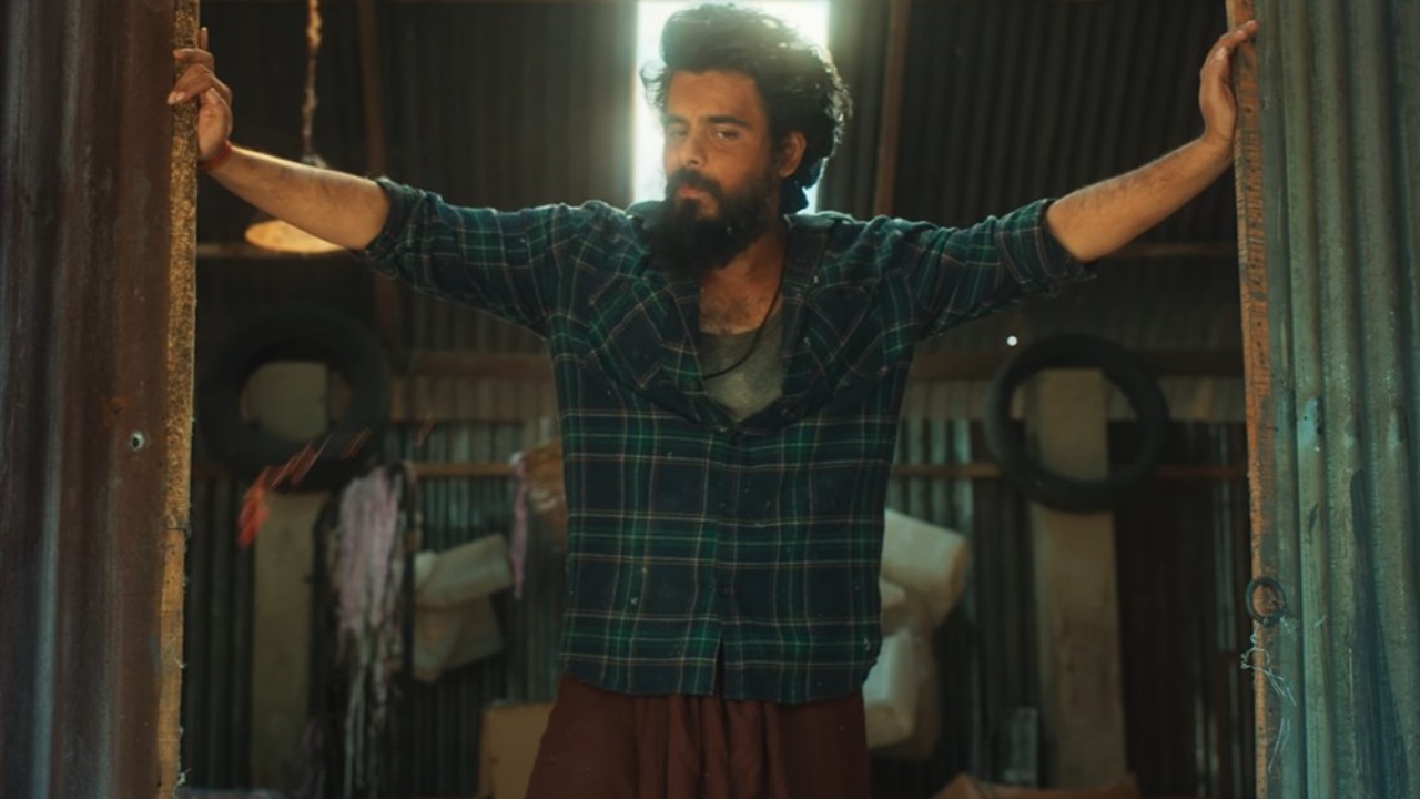 সিয়ামের অভিনীত জংলি, যা এক অন্যরকম ইঙ্গিত