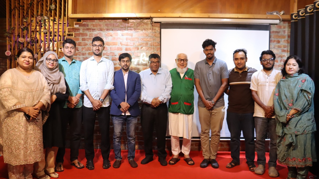 তামাক নিয়ন্ত্রণ আইন শক্তিশালীকরণে ঢাবি সাংবাদিক সমিতির সঙ্গে ডর্‌পের আলোচনা সভা