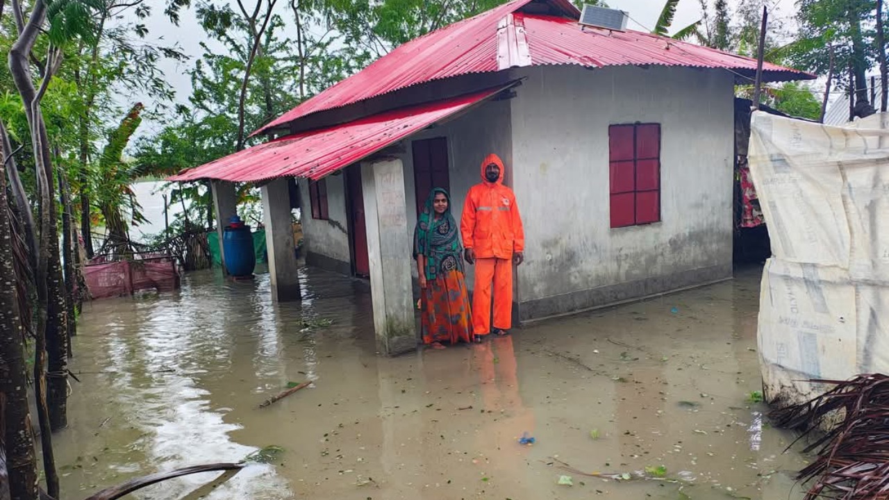 বরগুনায় জলাবদ্ধতায় দেড় হাজার পরিবার পানিবন্দি