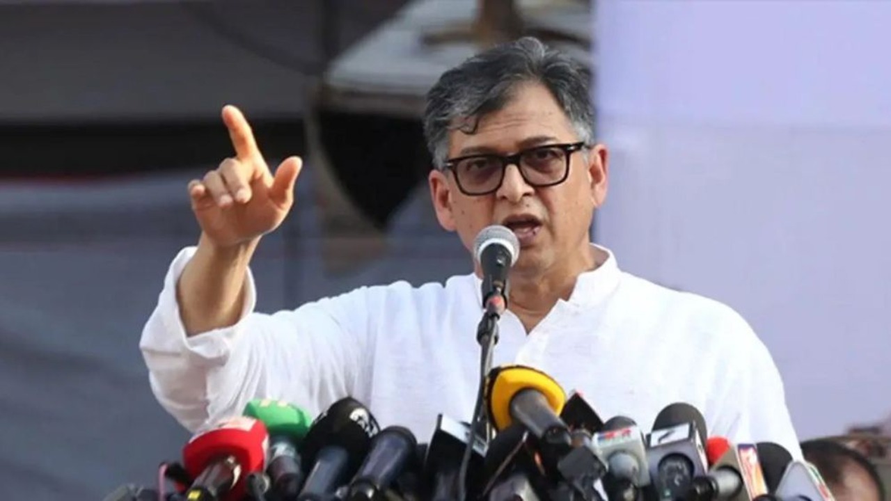 ডিসেম্বরের মধ্যে নির্বাচন আয়োজনে রোডম্যাপ দাবি বিএনপির: বললেন সালাহউদ্দিন আহমেদ