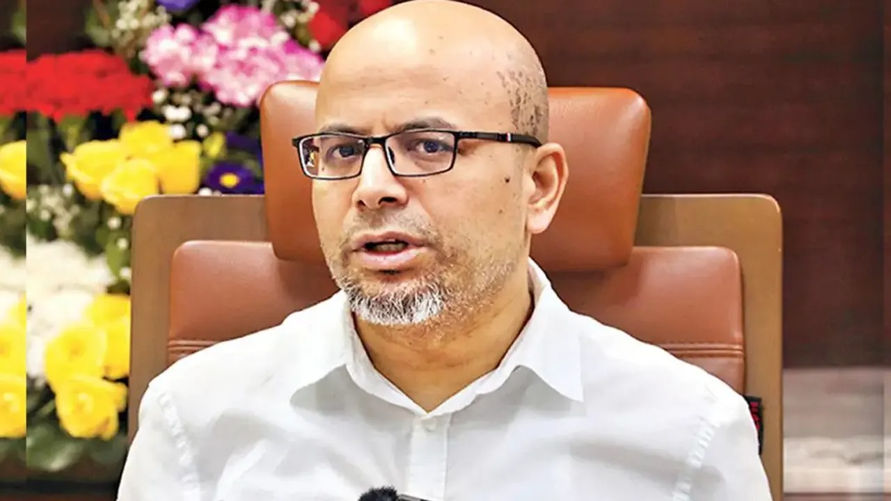 আতিক মোর্শেদ ইস্যুতে ‘কাজটা ঠিক হয়নি’—স্বীকার করলেন প্রধান উপদেষ্টার বিশেষ সহকারী ফয়েজ আহমদ