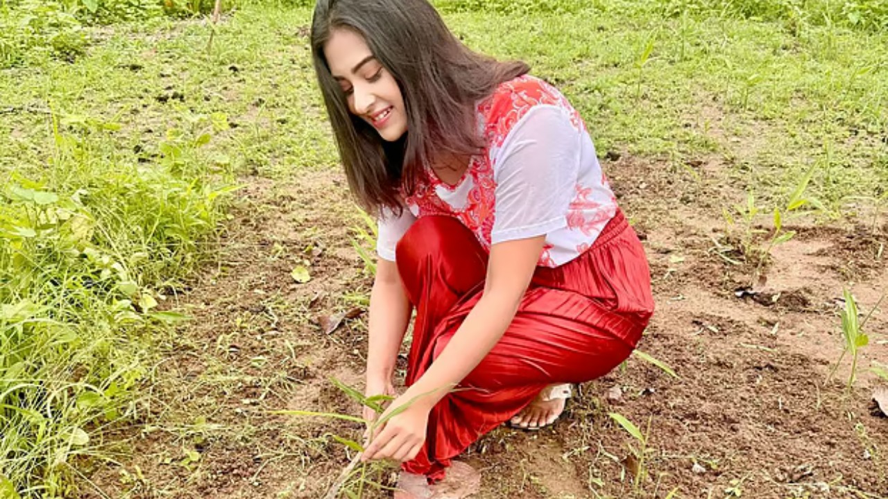 কেবল নায়িকা নন, কৃষিকাজেও আগ্রহী বুবলী! কেন এমন সিদ্ধান্ত?
