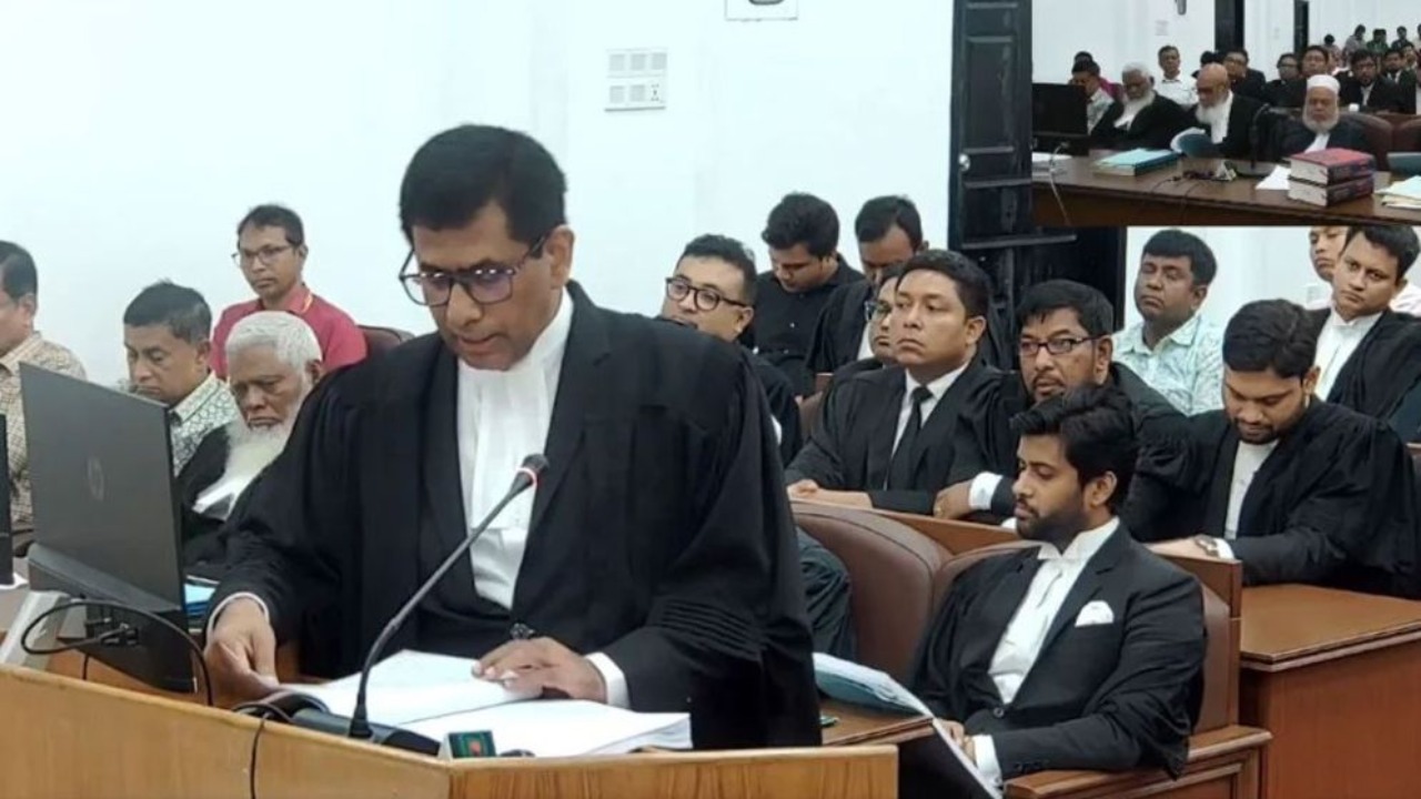 হাসিনার বিরুদ্ধে ট্রাইব্যুনালে গম্ভীর চার্জশিট, সরাসরি সম্প্রচারে পিনপতন নীরবতা