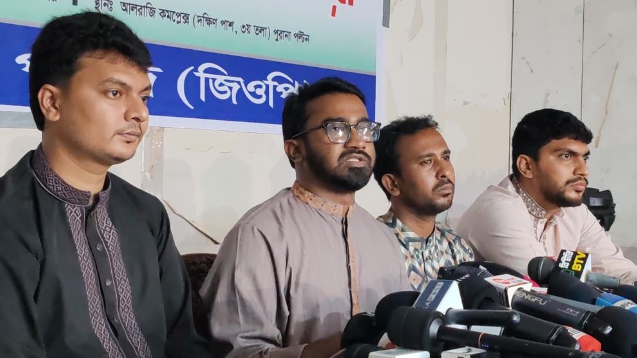 “কালো টাকা সাদা করার সুযোগ সংবিধান পরিপন্থি” — মন্তব্য রাশেদ খানের