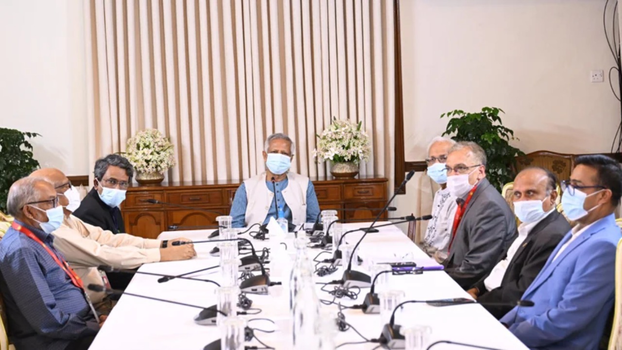 বিতর্কিত তিন জাতীয় নির্বাচন নিয়ে নতুন নির্দেশ দিয়েছেন ড. ইউনুস