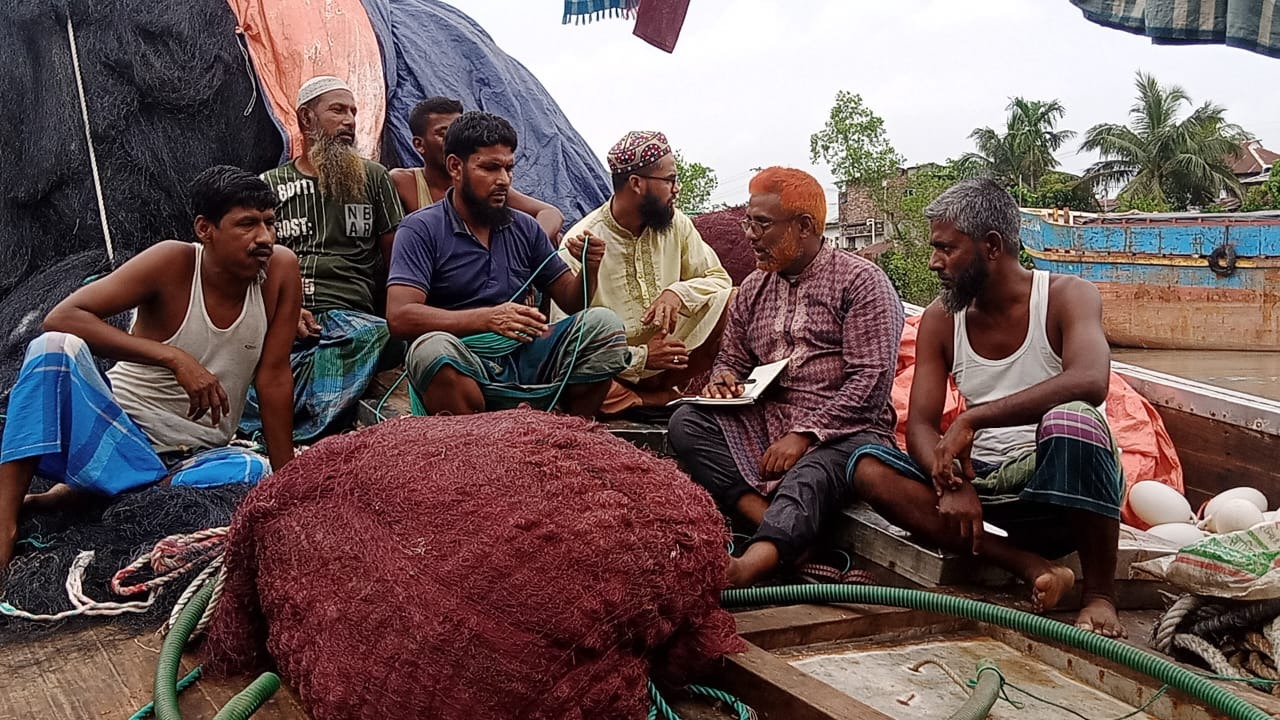 জীবিকা রক্ষা ও পরিবেশ বাঁচাতে প্লাস্টিকবিরোধী ‘একক আন্দোলনে’ সক্রিয় শফিকুল ইসলাম খোকন