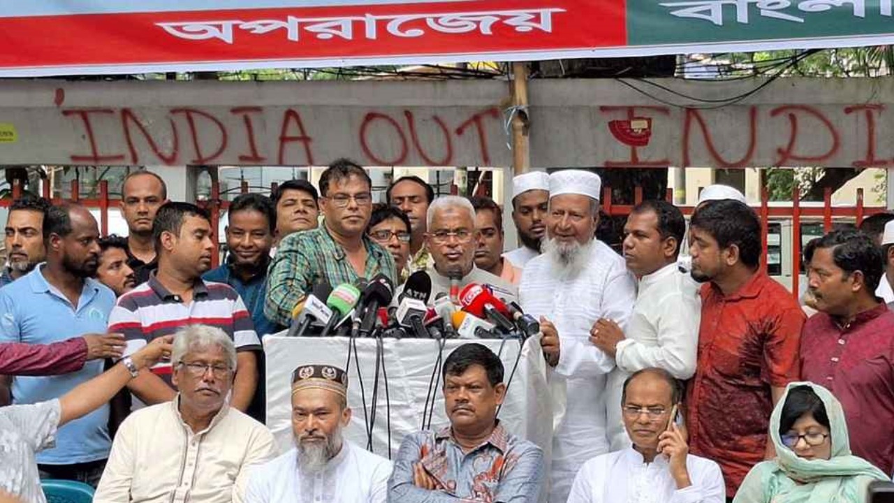 ফ্যাসিবাদের দোসরদের তালিকা দেয়ালে টানানোর হুঁশিয়ারি আলালের