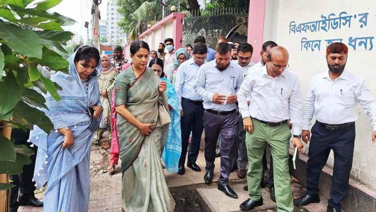 বাঁশ-বেত দিয়ে কাঠের বিকল্প পণ্য উৎপাদনে জোর: আধুনিক শো-রুম স্থাপন করছে সরকার