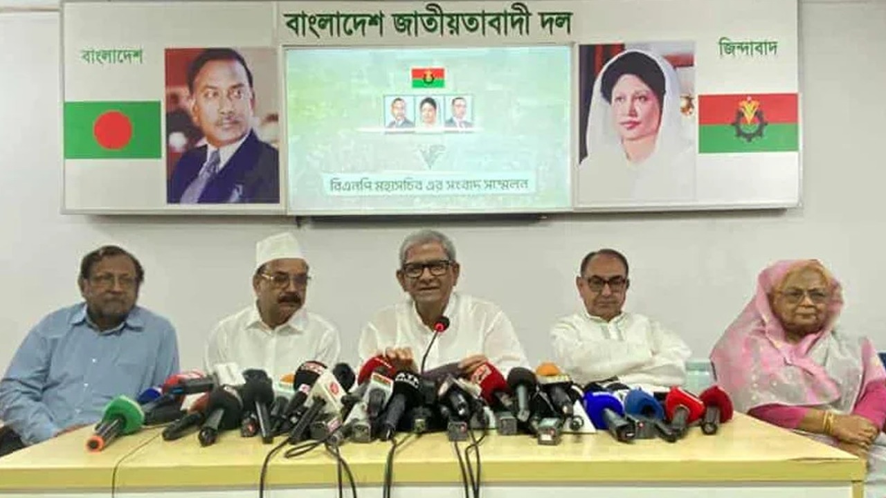 চীন সফরে দুই দেশের সম্পর্ক আরও ঘনিষ্ঠ হয়েছে: মির্জা ফখরুল
