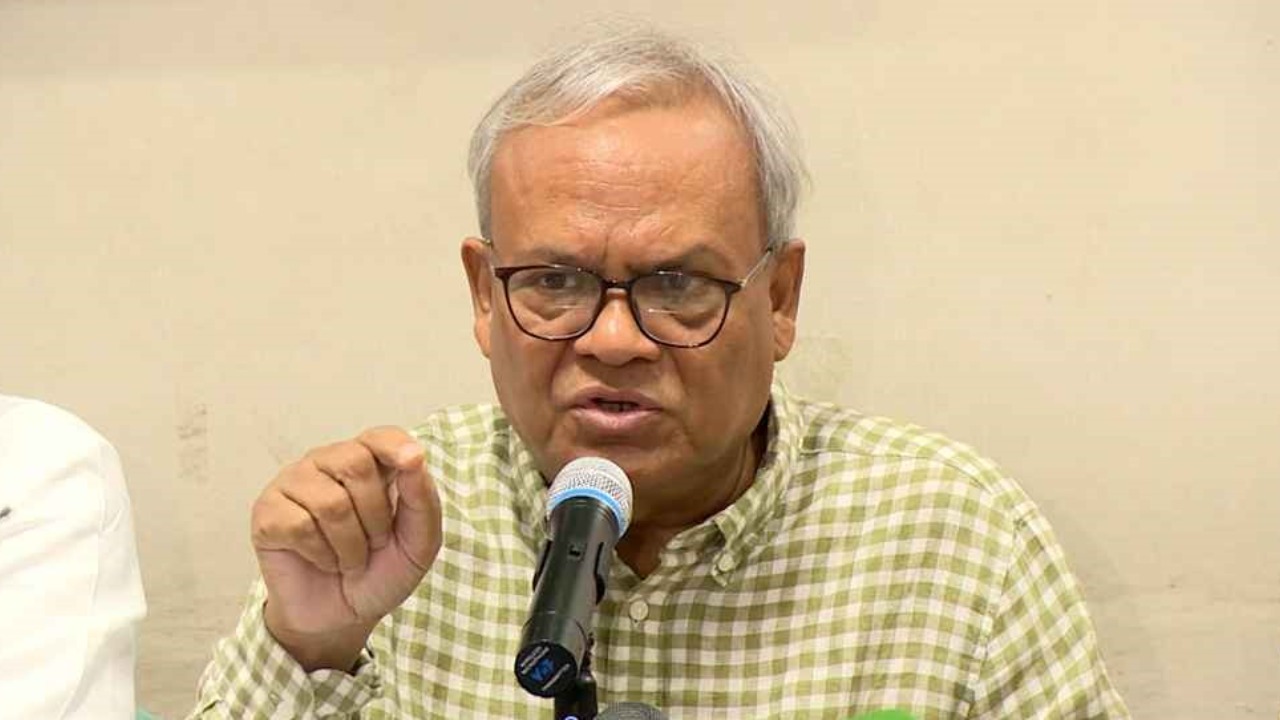 "হাসিনার আমলে ঢাকা বিশ্ববিদ্যালয় ছিল ডাকাতদের গ্রাম" — ছাত্রদলের মোমবাতি প্রজ্বলন অনুষ্ঠানে রিজভীর মন্তব্য
