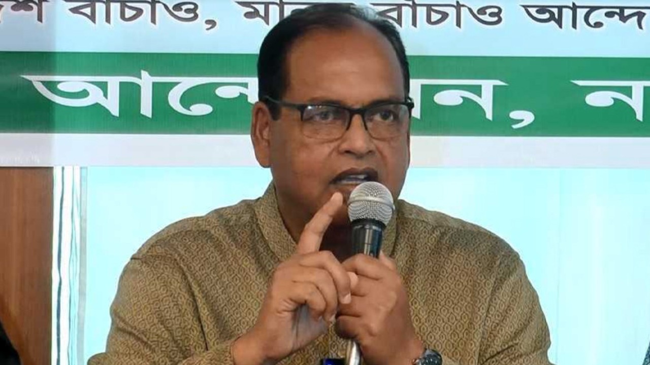 হাসিনার ষড়যন্ত্রে পা দিয়ে কেউ কেউ নির্বাচন ভন্ডুল করতে চাচ্ছে: শামসুজ্জামান দুদু