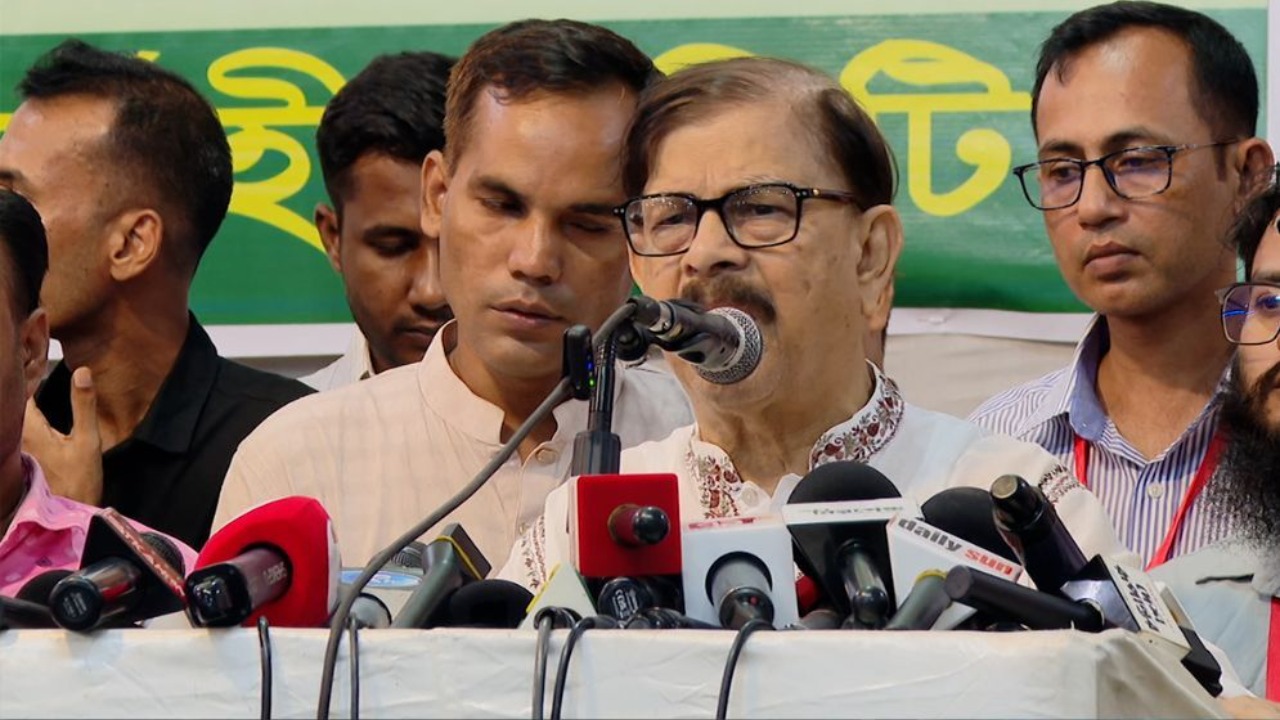 “মানুষের কাছে বিএনপির জনপ্রিয়তা এখনও সবচেয়ে বেশি” — মাহমুদুর রহমান মান্না