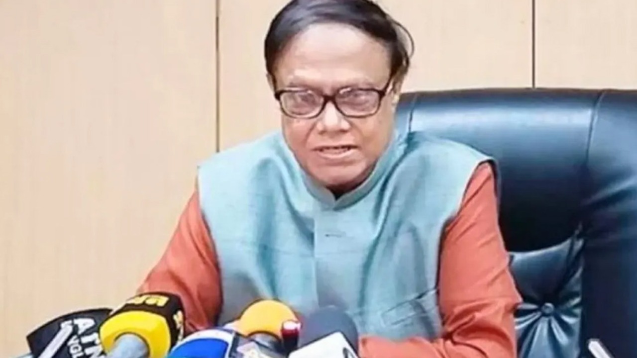 রাজনৈতিক পরিবর্তন ছাড়া ব্যাংক খাতের উন্নতি সম্ভব নয়: বাংলাদেশ ব্যাংকের গভর্নর