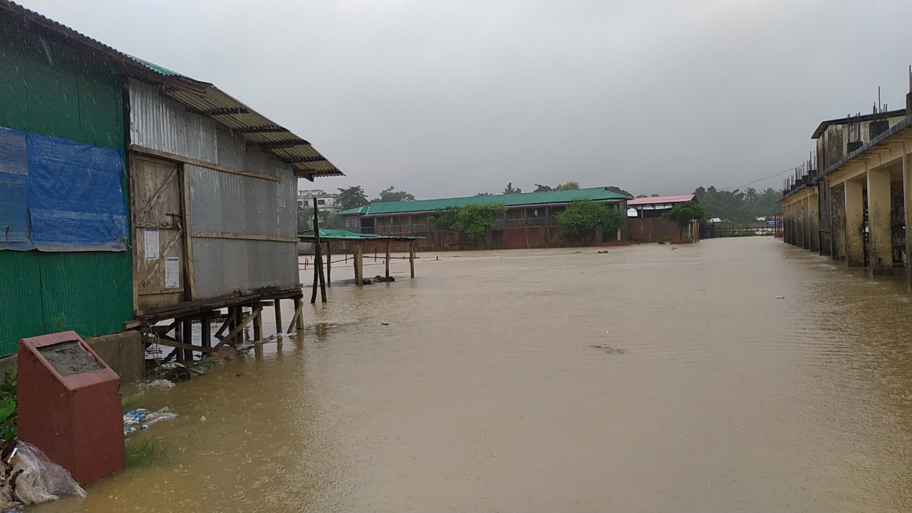 টানা বর্ষণে খাগড়াছড়িতে নদ-নদীর পানি বৃদ্ধি, পাহাড় ধসের শঙ্কা