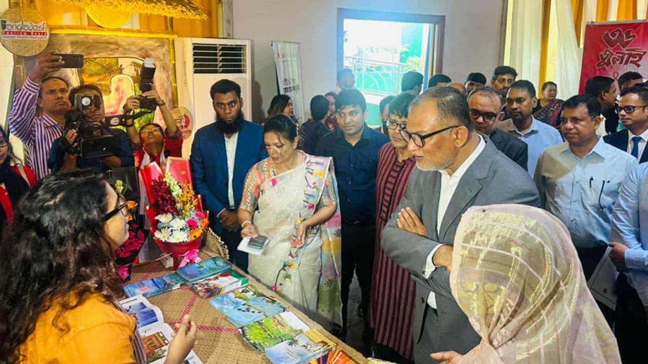 বৈষম্যহীন রাষ্ট্র গড়ার অদম্য পথযাত্রার সূচনা করেছে জুলাই অভ্যুত্থান: বাণিজ্য উপদেষ্টা