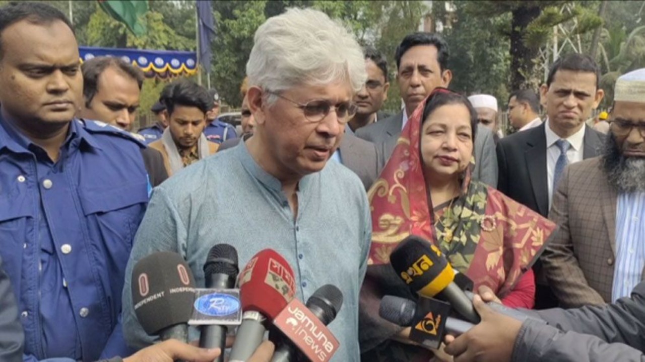 বিচার ব্যবস্থার পরিবর্তন প্রয়োজন: আন্তর্জাতিক সম্মেলনে বললেন শিল্প উপদেষ্টা আদিলুর রহমান