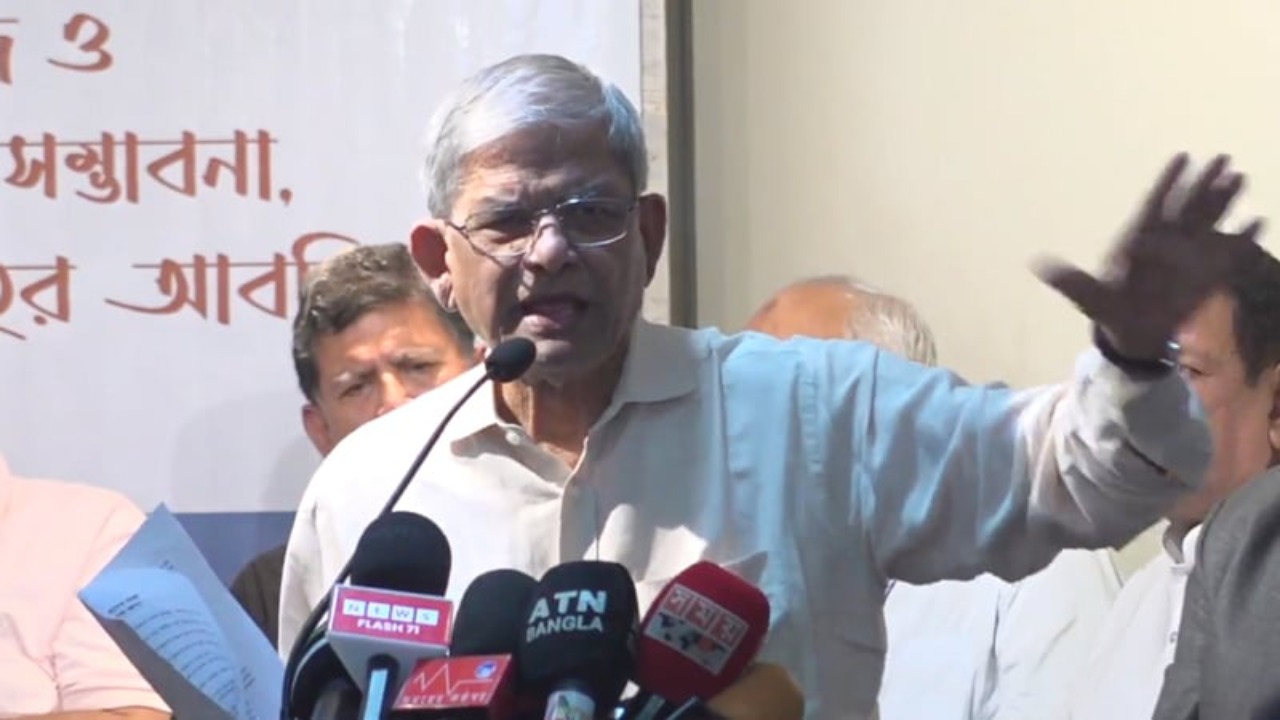 পদ্মা ব্যারেজ ও দ্বিতীয় পদ্মা সেতু বাস্তবায়নে রাজনৈতিক অঙ্গীকার জরুরি: মির্জা ফখরুল